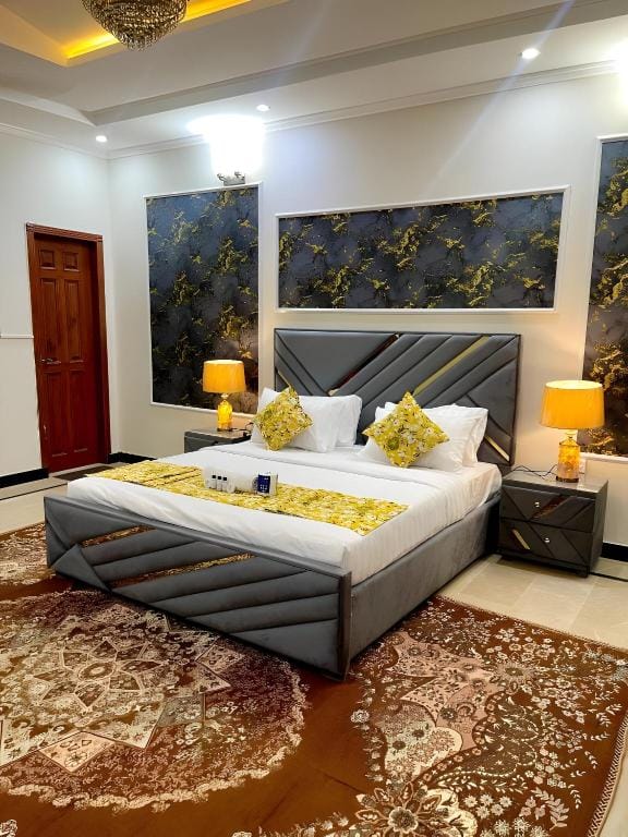 Umda Safari Hotel in Islamabad