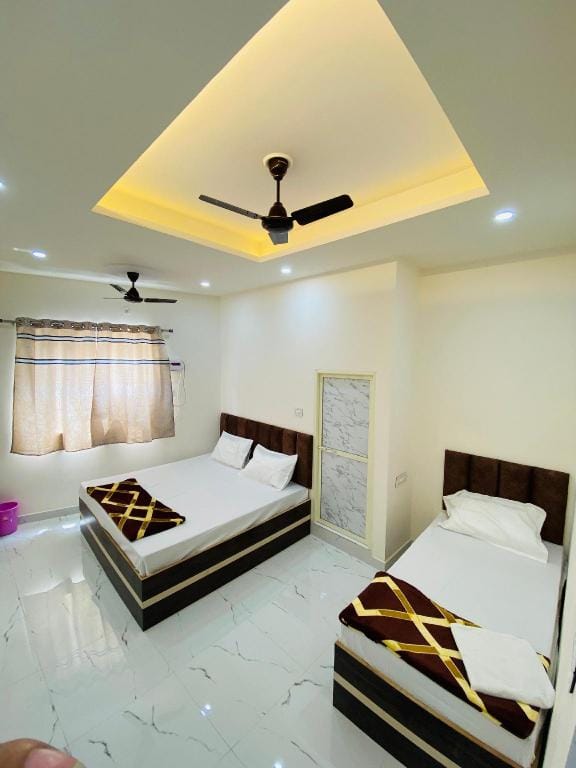 Shree Vinyak Inn Hotel in Varanasi
