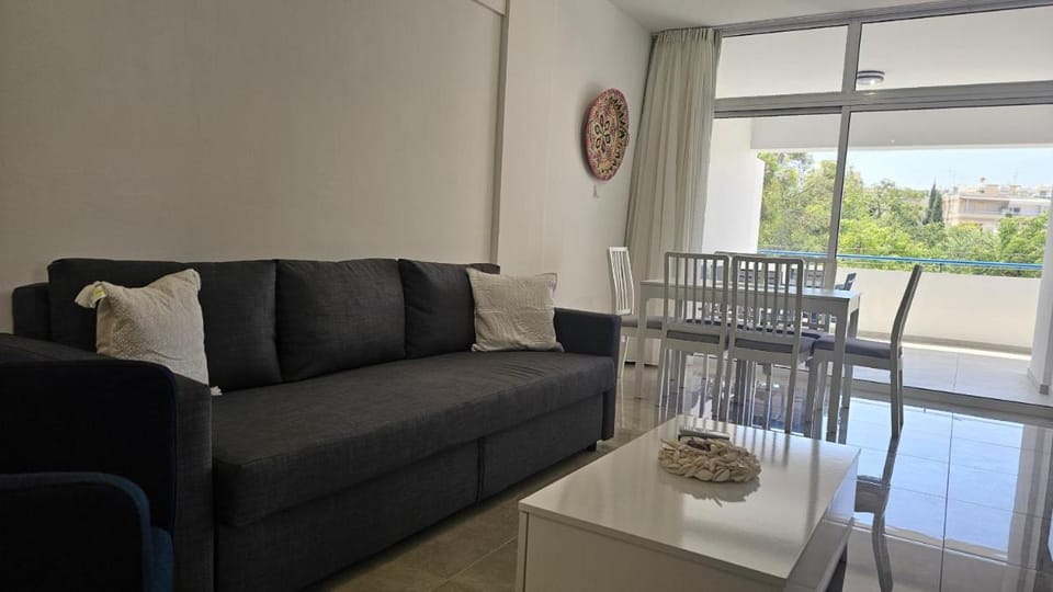STAY Local Apartment Apartment in Larnaca