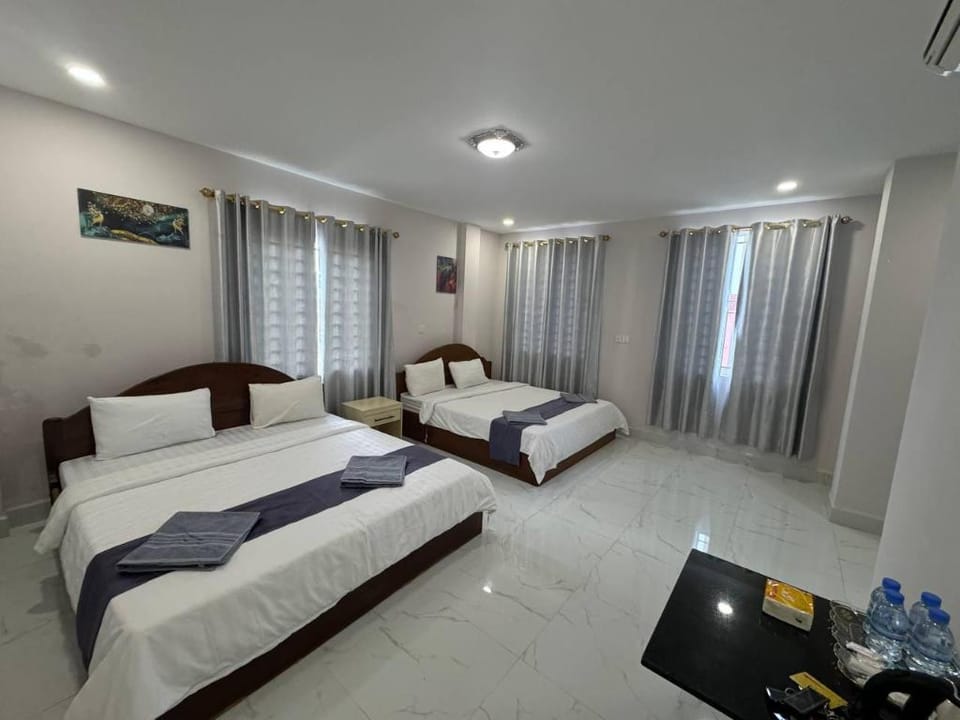 RoSi Guesthouse & coffee Bed and Breakfast in Sihanoukville
