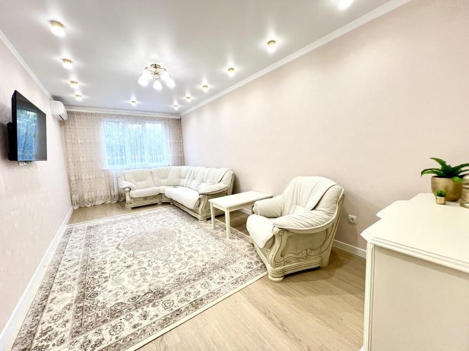Светлая Акварель Apartment in Almaty
