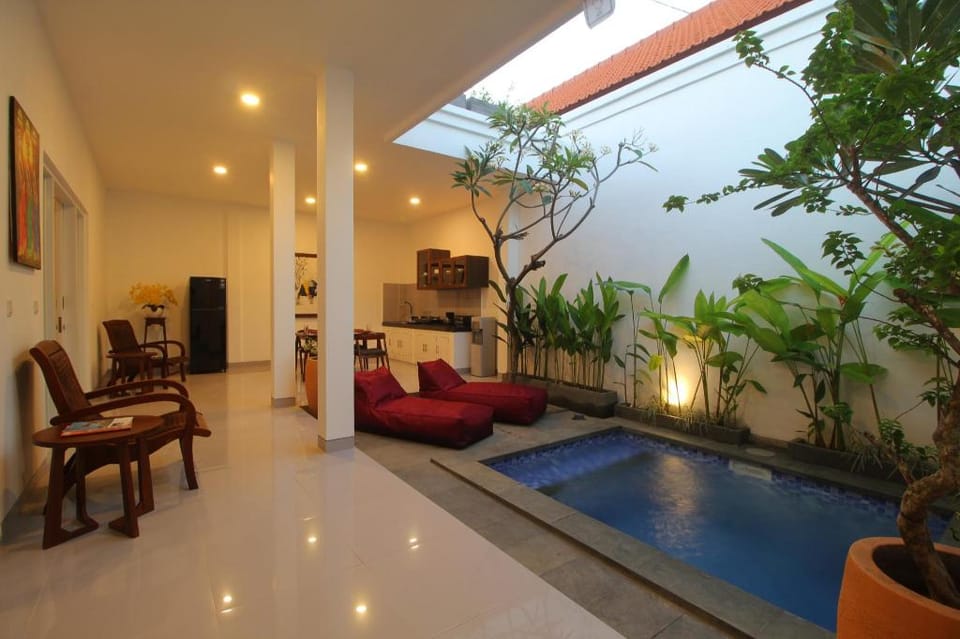 Bougainvillea Villa Seminyak by Parigata Hotel in Kuta
