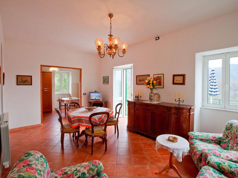 Rustic Cottage Charm in Liguria Villa in Liguria