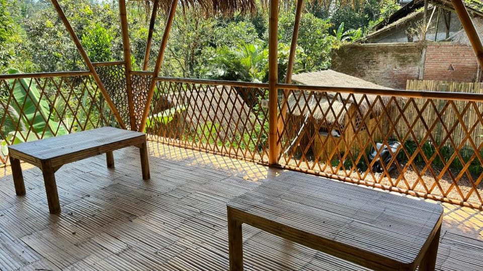 elbamboo guesthouse Bed and Breakfast in East Java