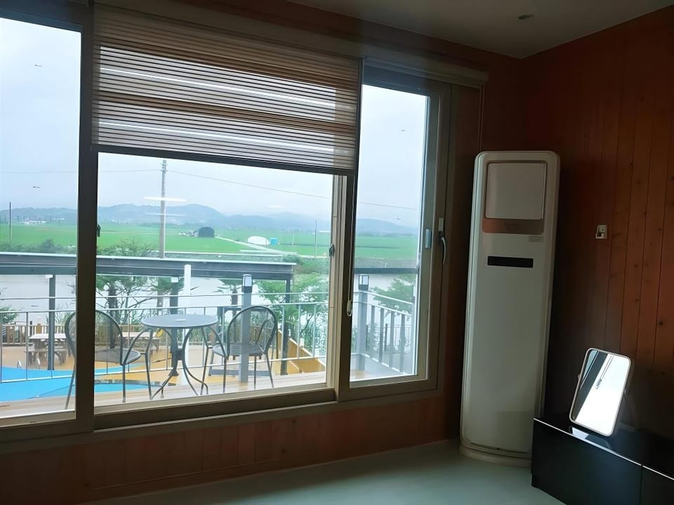 Jnj Village Bed and Breakfast in South Korea