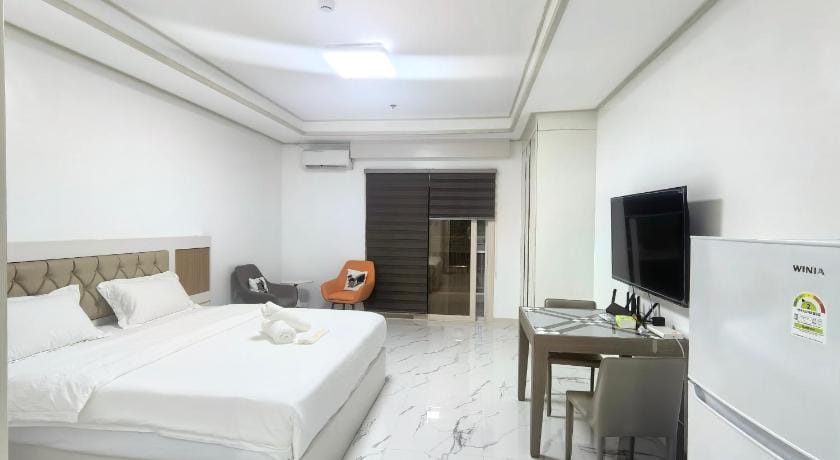 OYU2bedrooms or Stuio condo Near airpor Aqua Plane Apartment in Calabarzon