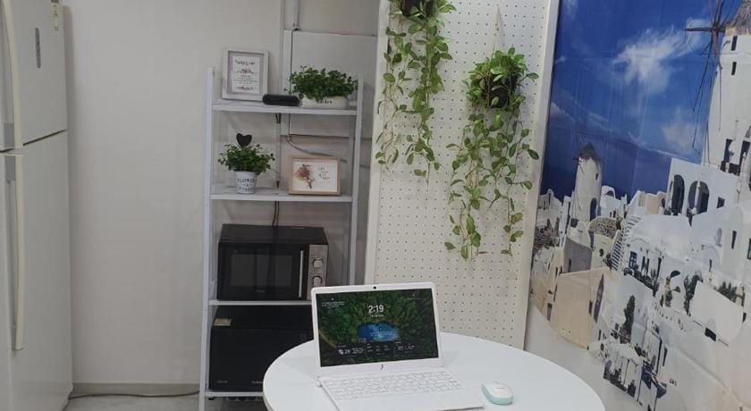 Sinlim Space BnB Bed and Breakfast in Seoul