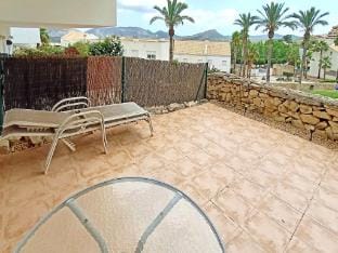 Bungalow house with communal pool Vacation rental in Marina Baixa