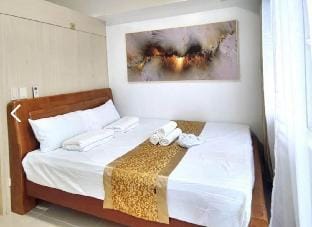 JAZZ RESIDENCES (SMDC) BeLAir Makati Private Stay Apartment in Makati