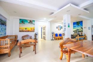 Sheldan 2 Private Hotspring Resort Villa in Calamba