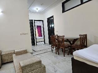 3 BHK Apartment in Lajpat Nagar Apartment in New Delhi