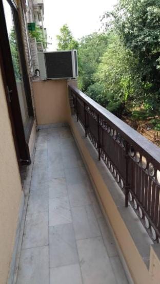 Affordable 3 Bedroom Rental Unit in Lajpat Nagar Apartment in New Delhi
