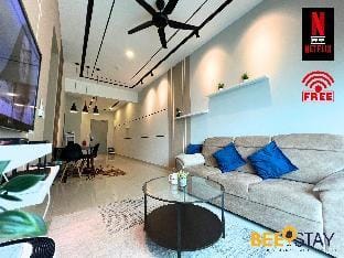 Maple Residence Klang 2 Bedroom Suite Pool View Apartment in Selangor, Malaysia