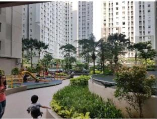 Cozy Pool View 2 BR Strong Wi-Fi Connected Mall Apartment in Jakarta