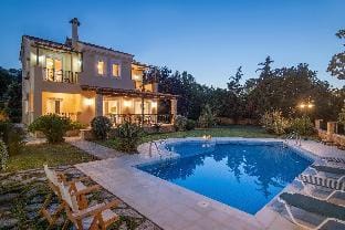 Villa Daphni in Rethymno Villa in Crete