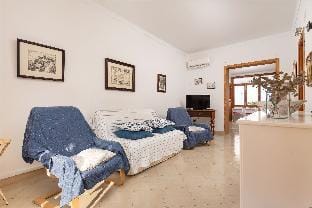 Mare De Deu Del Carme, 18 Vacation rental in Migjorn