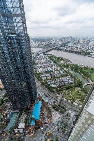 Vinhomes Central Park Collection II by Elevate Apartment in Ho Chi Minh City