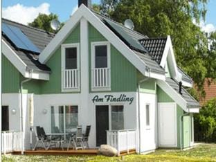 Am Findling Comfortable holiday residence Vacation rental in Mecklenburg-Vorpommern, Germany