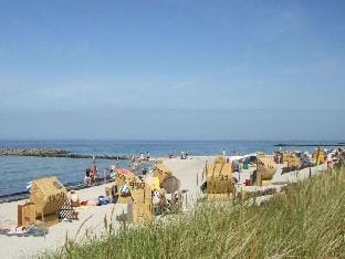 Evening sun Comfortable holiday residence Vacation rental in Schleswig-Holstein