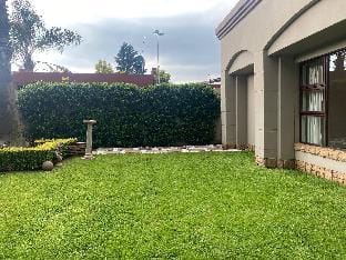 Or Tambo Airport Holiday Home Vacation rental in Gauteng
