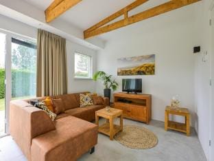 Eureka 36 bungalow for 4-guests with garden Vacation rental in North Holland (province)