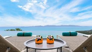 Villa Cabo 4 BR Panoramic Sea Views Villa in Ko Samui
