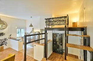 Quiet and welcoming loft Metro Hoche Paris Apartment in Pantin
