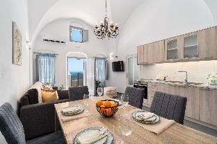 Dream Escape: Your Villa in Oia, Santorini Villa in Oia