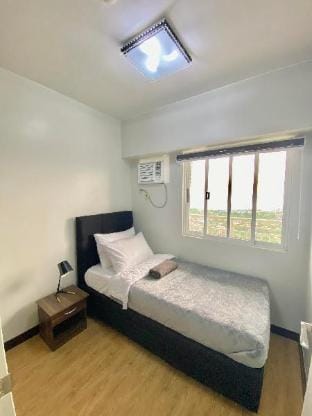 Verdon Parc 2BR  Unit with balcony and Ocean View Apartment in Davao City