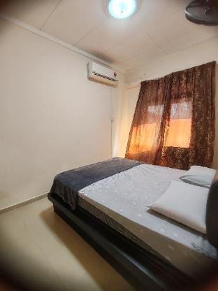 Huge and Cozy 3B2B 8-10P Teluk Kemang Port Dickson Apartment in Port Dickson