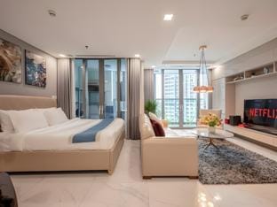 Landmark81~1BR~Perfect for Business and Relaxation Vacation rental in Ho Chi Minh City