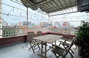 Terrace apartment with nice view in Cau Giay Apartment in Laos