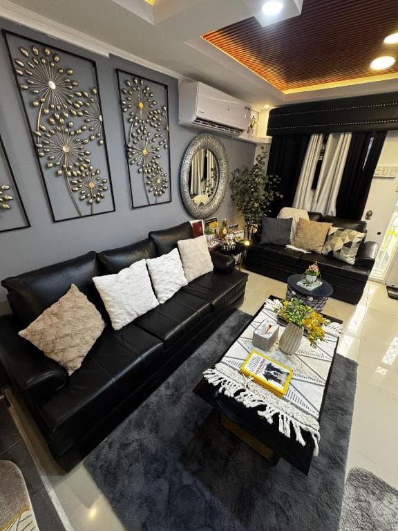Full House The White Haven in Clark  Apartment in Angeles