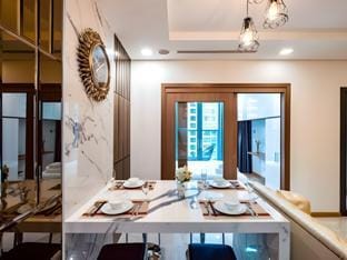 Landmark81~1PN~thoáng mát~sang trọng~view chill Vacation rental in Ho Chi Minh City