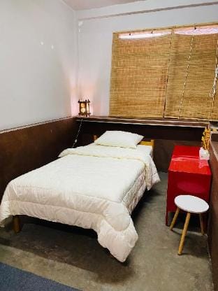 Suree House Sathorn - 5mins to Surasak station Vacation rental in Bangkok