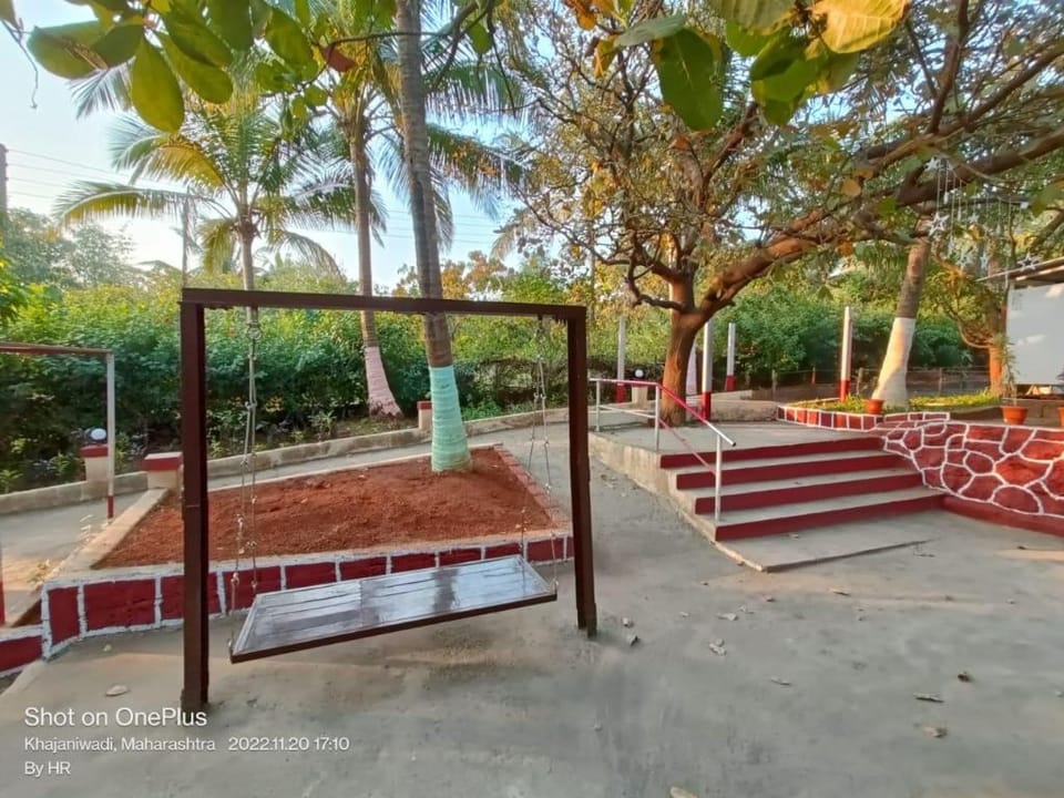Nakshatra Farms Hotel in Maharashtra