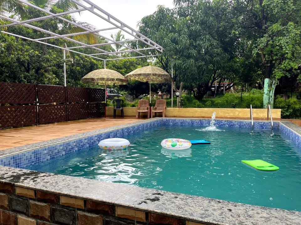 Nakshatra Farms Hotel in Maharashtra