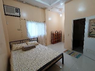 Room for rent with toilet and bath n Danao Panglao Vacation rental in Panglao