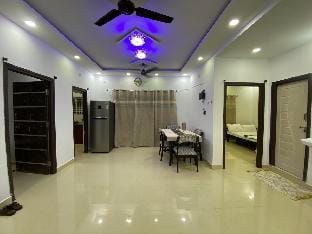 SRT HOMELY STAY WITH ALL AMENITIES  Apartment in Hyderabad