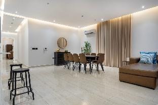 شقة حديثه بتصميم رائع غرفتين صاله كبيره دخول ذاتي Apartment in Riyadh