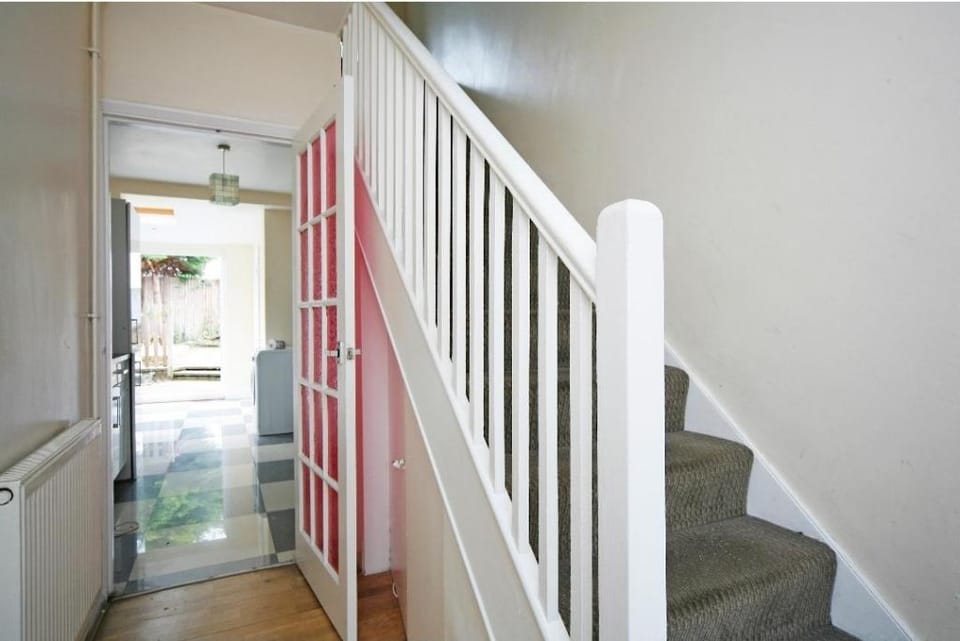 London Double/Twin Room on central line - Metro  Vacation rental in London