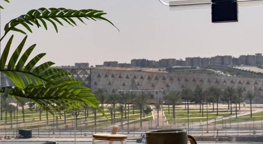 "Grand Museum view: Earthy historic Studio" Apartment in Egypt