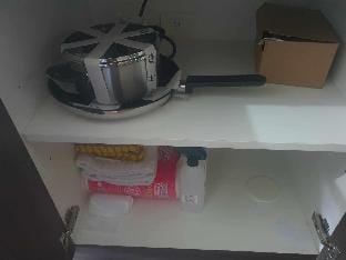 Air Res CBD Makati 1BR w/ Balcony &Citylights View Apartment in Makati
