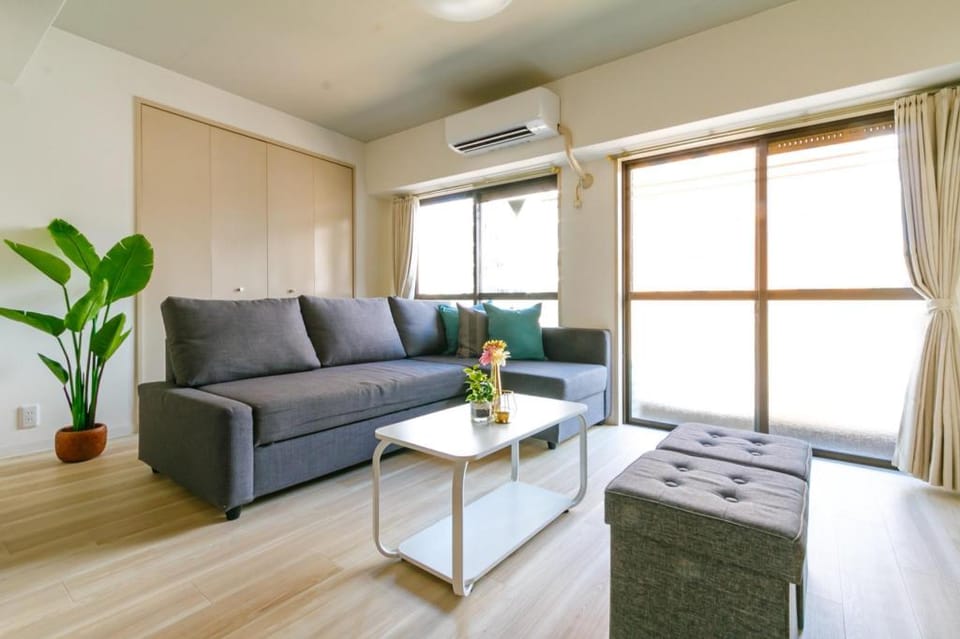 DY53 【55㎡ 2BR】near Kuromon Namba/Nippombashi 7 ppl Apartment in Osaka