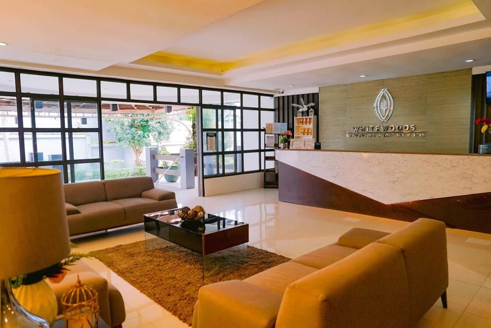 Whitewoods Convention & Leisure Hotel by SMS Hospitality Hotel in Calabarzon