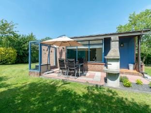 Eureka 78 bungalow with enclosed garden Vacation rental in North Holland (province)