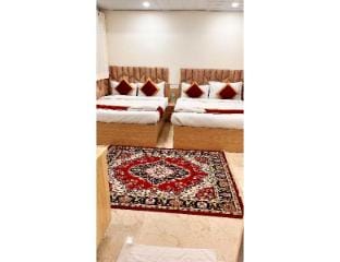 Shri Ram Guest House 1 Rk Apartment in Varanasi