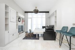 Brown Stone - Bayz City And Burj Khalifa View Apartment in Dubai
