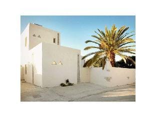 Theona Comfortable holiday residence Vacation rental in Crete