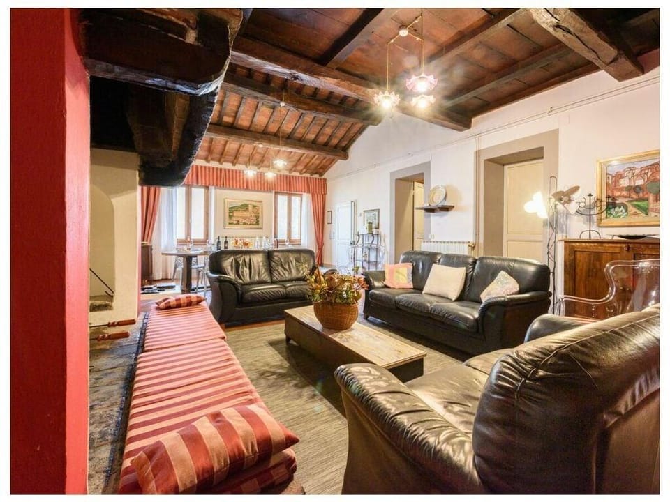 Villa Colombini Comfortable holiday residence Villa in Tuscany
